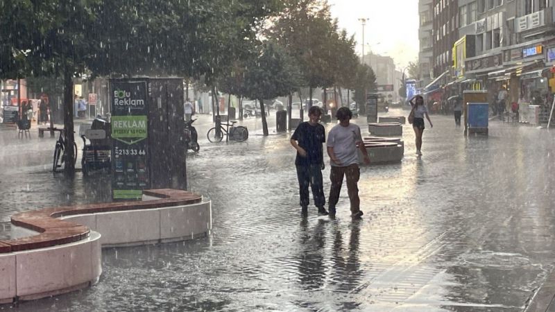 Bolu Haber: Hazırlıksız Yakalandılar, Soluğu Saçak Altlarında Aldılar