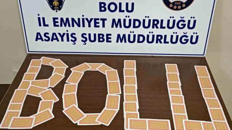 Kumar Oynatılan İşletmede 700 Lira Para Ele Geçirildi