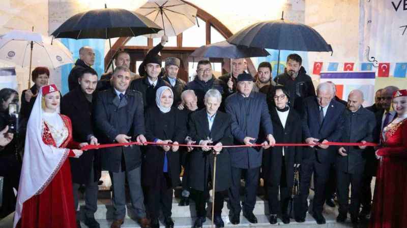 Kırım Türkleri Eğitim Ve Kültür Merkezi Açıldı