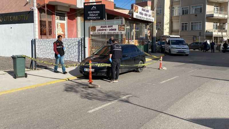 Yaşlı adamı otomobilde sırtından vurarak öldüren zanlı yakalandı