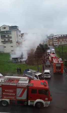 Yaşlı Çiftin Evinde Yangın Paniği!