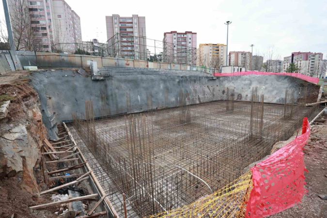 Ahmet Penbegüllü Parkı Yeniden İnşa Ediliyor