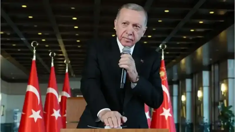 Erdoğan Duyurdu; 'Ramazan Bayram Tatili 9 Gün'