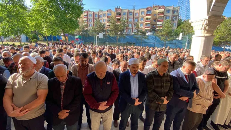 Pres Makinesine Sıkışan Fabrika Sahibi Son Yolculuğuna Uğurlandı