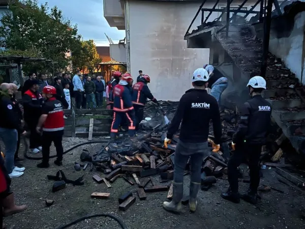 Sakarya'da Tek Katlı Evde Yangın!...