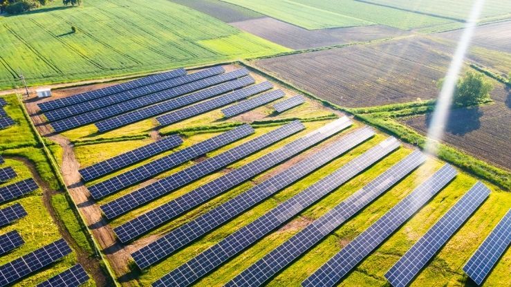 Çin Güneş Enerjisi Üretiminde Aşırı Büyüme Sorunuyla Karşı Karşıya