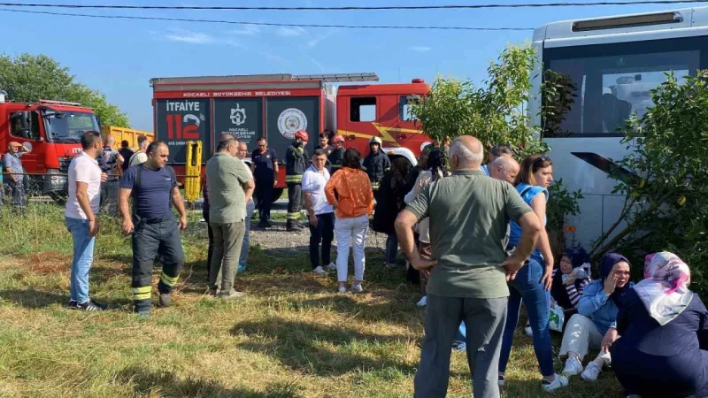 Kartepe'de Korkunç Kaza... 1'i Ağır 27 Yaralı!