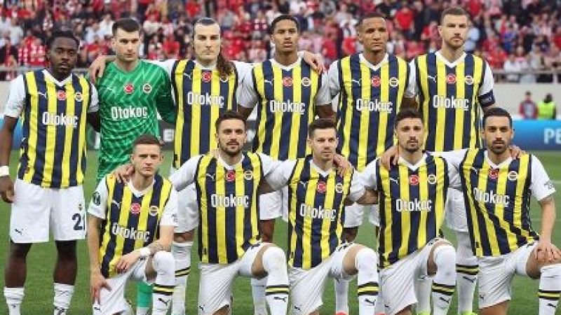 Fenerbahçe'den Çifte Müjde O Futbolcu Yeni Sezonda Fenerbahçe'de Top Koşturacak!