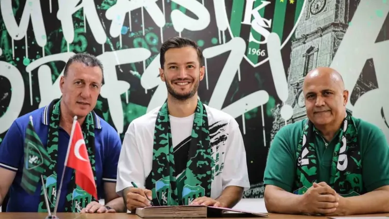 Kocaelispor Hangi Futbolcu ile Sözleşme İmzaladı