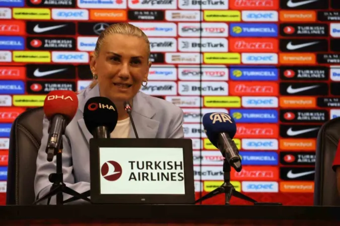 Necla Güngör Kıragası: “Mutlaka play-off’ta olacağız”