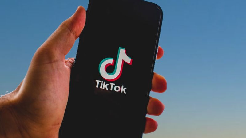 TikTok Keşfet Saatleri 2024