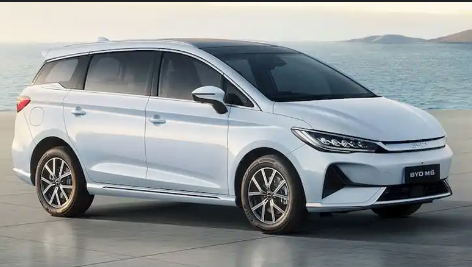 BYD 7 Kişilik Bir Aile Arabası Yaptı 