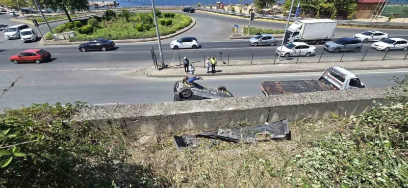 Gölcük'te Araç 6 Metreden Uçtu