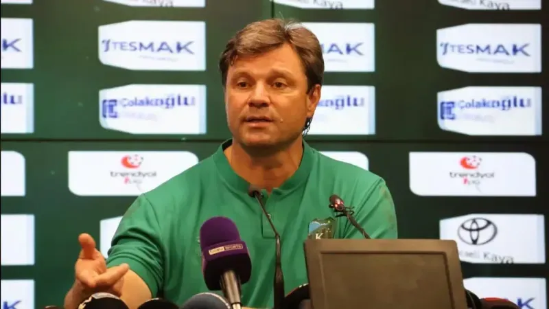 Ertuğrul Sağlam'dan ŞOK Açıklama: ‘Oyundan Memnun Değilim, Ama...’ Kocaelispor'un Galibiyeti Arkasında Kafaları Karıştıran Detaylar!