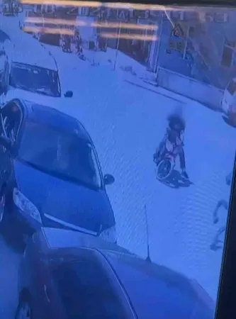 Sakarya'da Böyle Kaza Görülmedi: Kaçan At, Motosikletliyi Altına Aldı