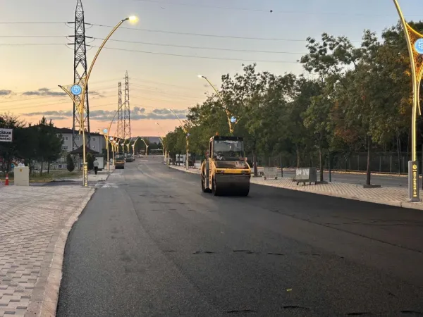 Kartepe'de İsmet Paşa Caddesi Yenilendi