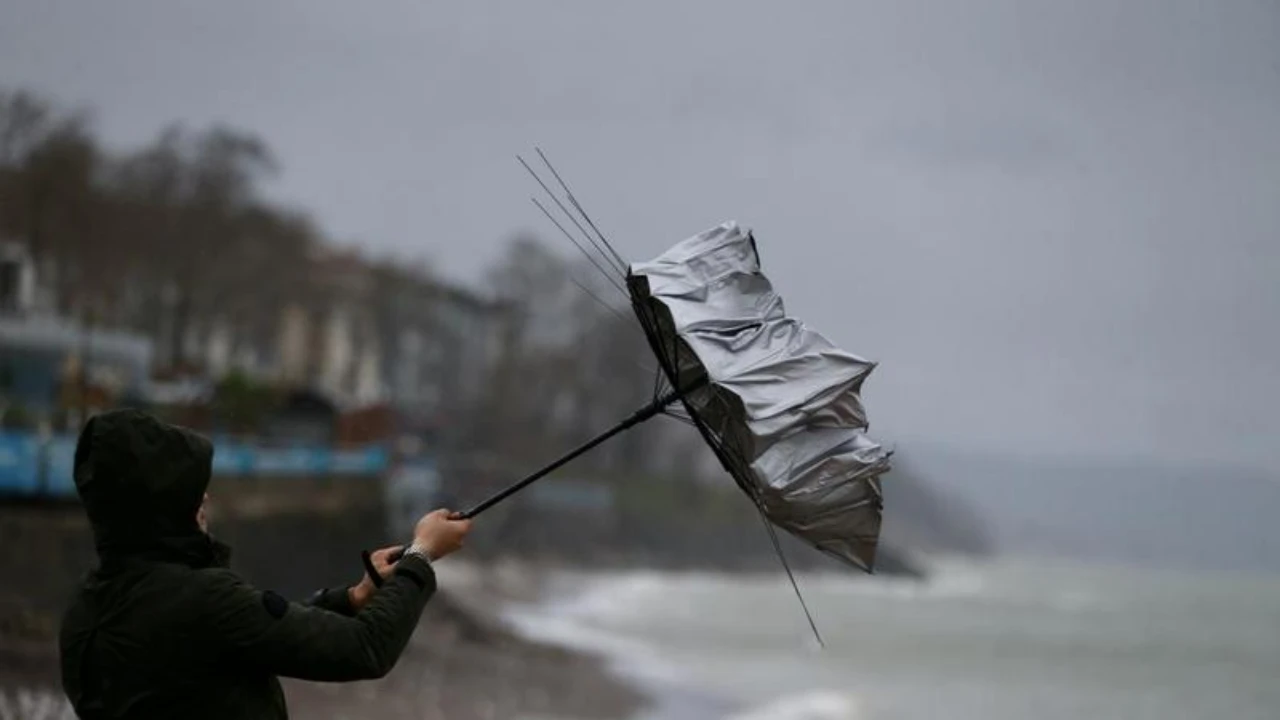 Sarı Kod Geldi! Meteoroloji, Şiddetli Lodos Nedeniyle Sarı Kodlu Uyarı Verdi