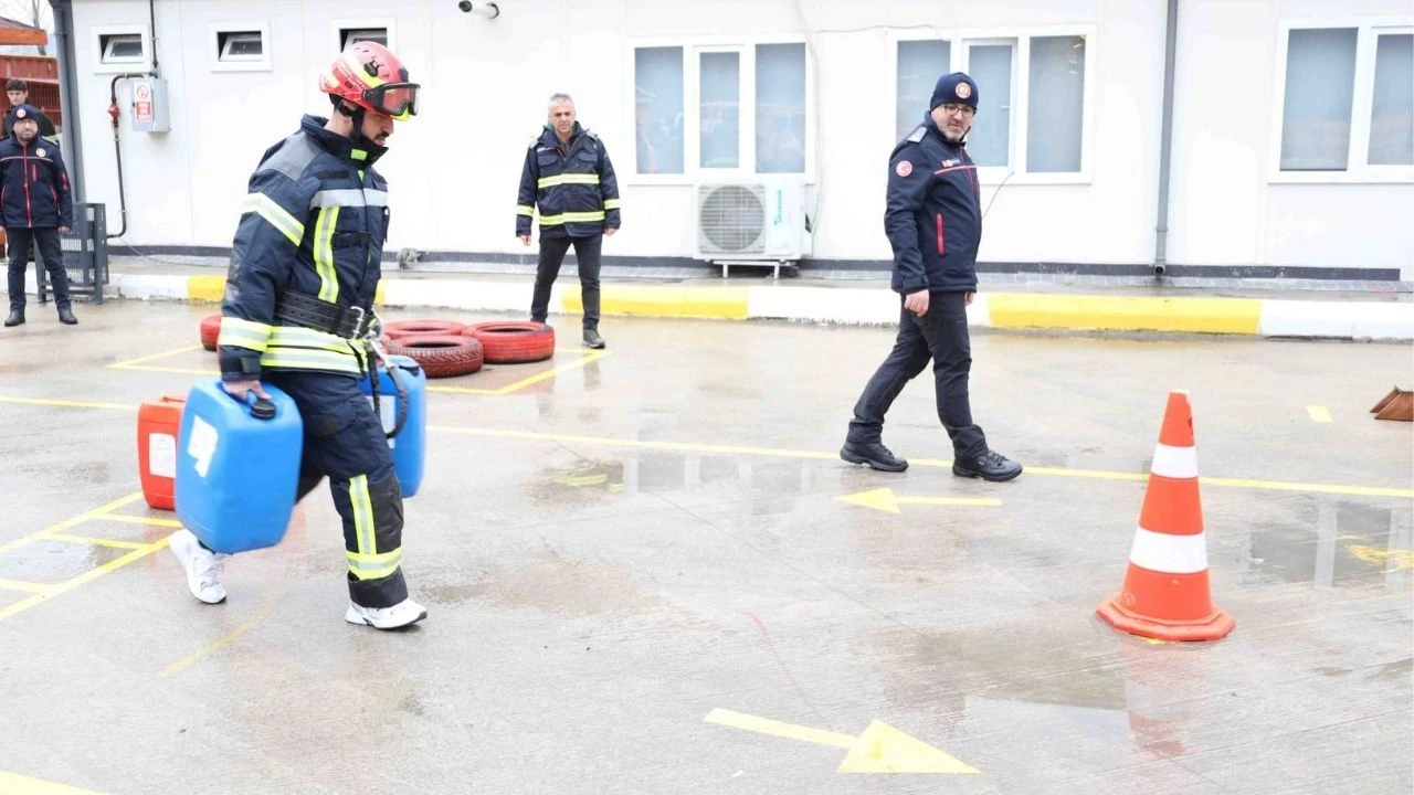 Kocaeli'de İtfaiye Adayları Yarışıyor! 96 İtfaiye Eri Alınacak