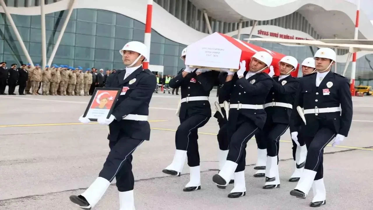 Şehit Polis Memuru Şeyda Yılmaz’a Son Görev! Kahramanımıza Veda Töreni Yapıldı