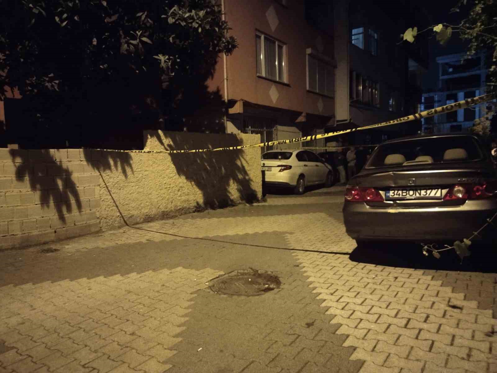 Maltepe'de 19 Yaşındaki Genç, Silahla Hayatına Son Verdi