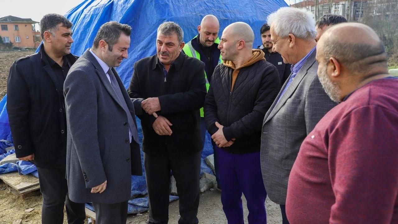 Sakarya Güneşler mahallesinde içme suyu altyapı çalışmaları halen devam ediyor