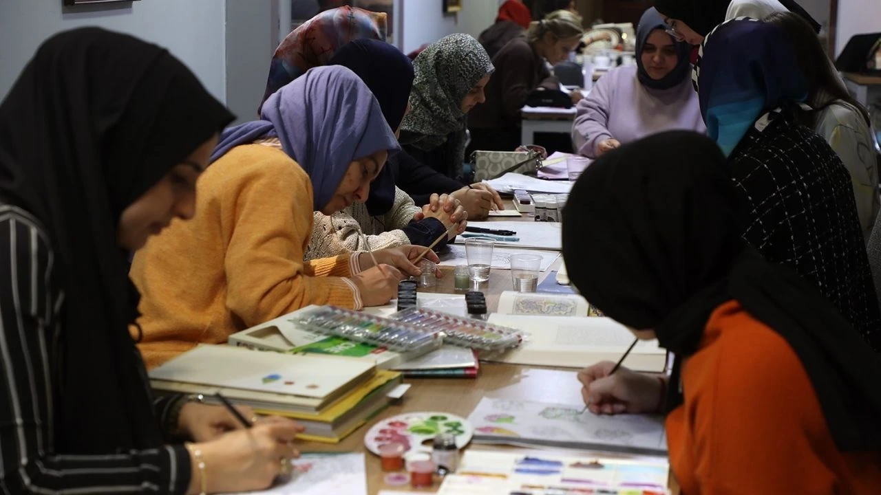 Sakarya Büyükşehir Belediyesi Tezhip sanatını yeniden ortaya çıkarıyor