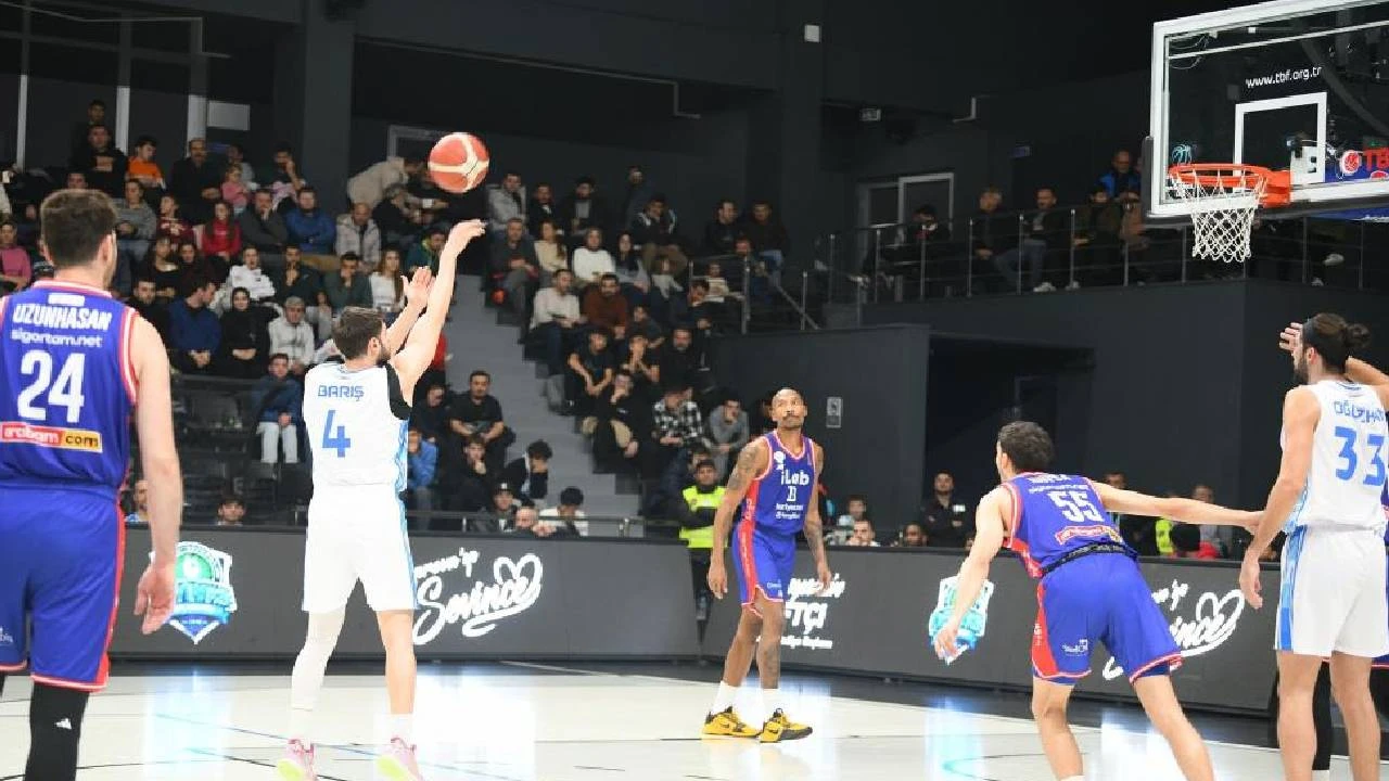 Basketbol şölenine hazırlıklı olun: Çayırova Belediyesi - Esenelr Erokspor maçı heyecanla bekleniyor