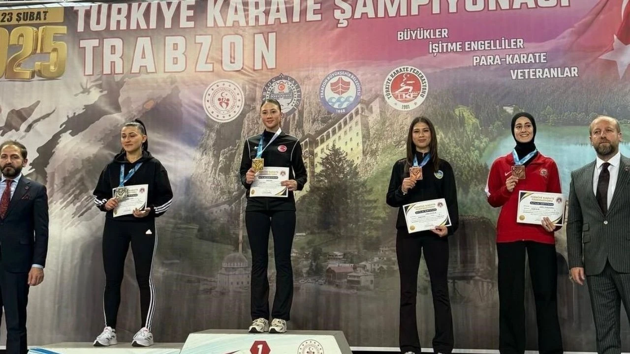 Sakarya karate sporcuları milli takım yolunda ilerliyor