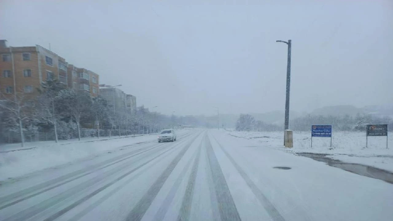 Kocaeli Körfez Belediyesi'nde kar hazırlığı tamamlandı