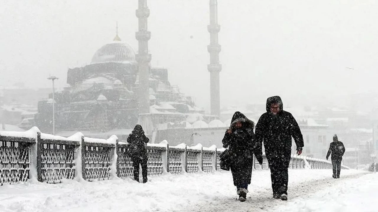 İstanbul'da kar alarmı: Soğuk hava dalgası kapıda