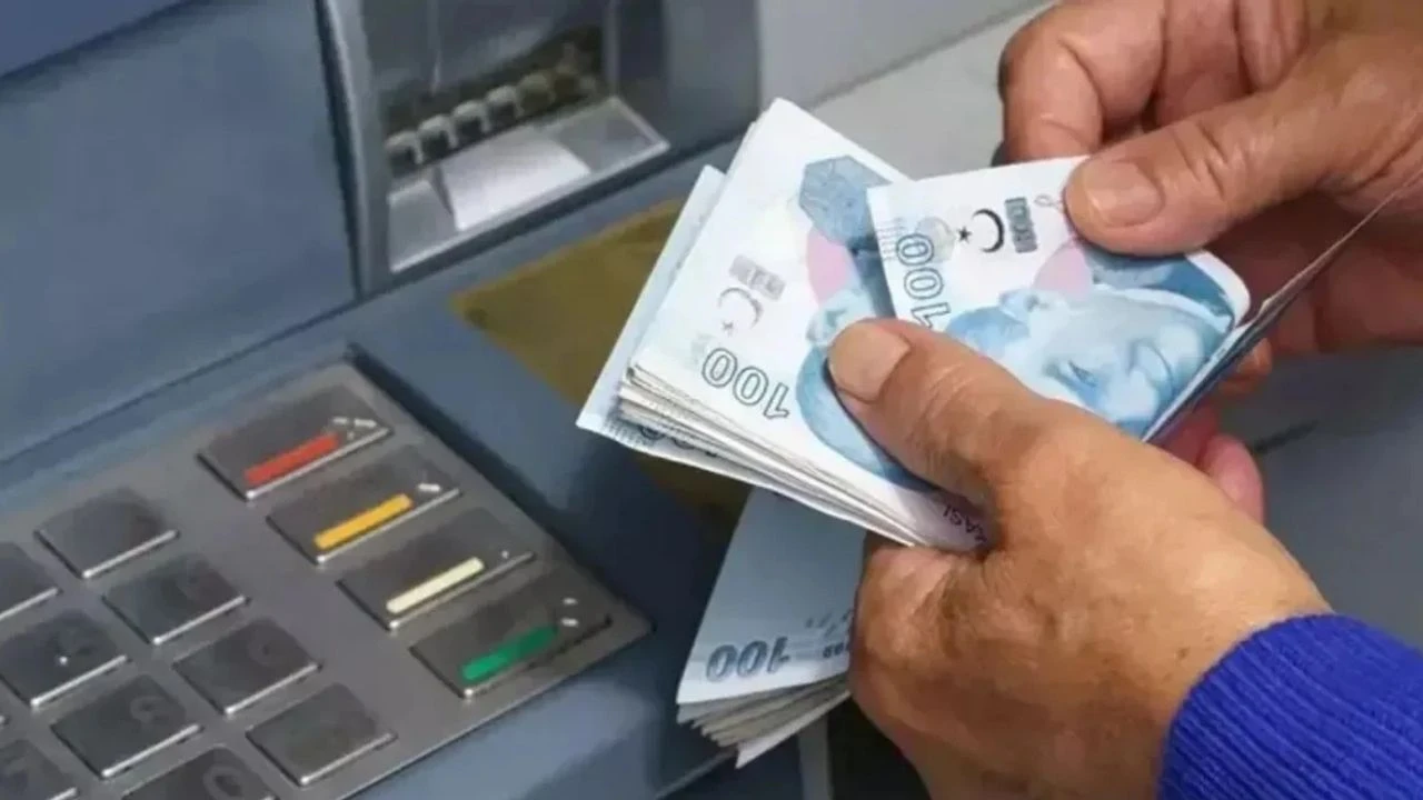 kocaelide-atm-hatasi-vatandasin-6000-tlsi-magduriyete-donustu