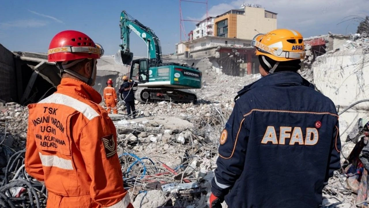 afad-1000-arama-kurtarma-teknigi-alimi-basliyor-iste-sartlar-ve-sehirler