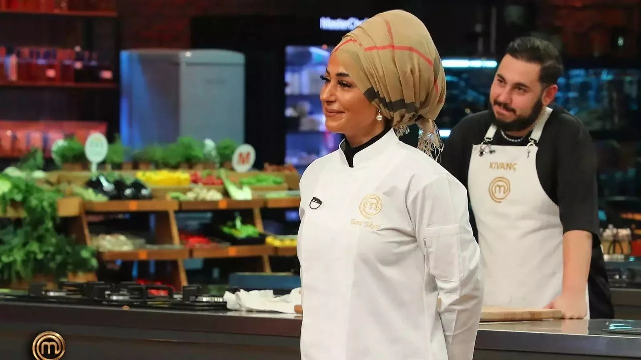 masterchef-esra-kimdir-esra-tokelli-kacinci-oldu-hangi-yil-yaristi