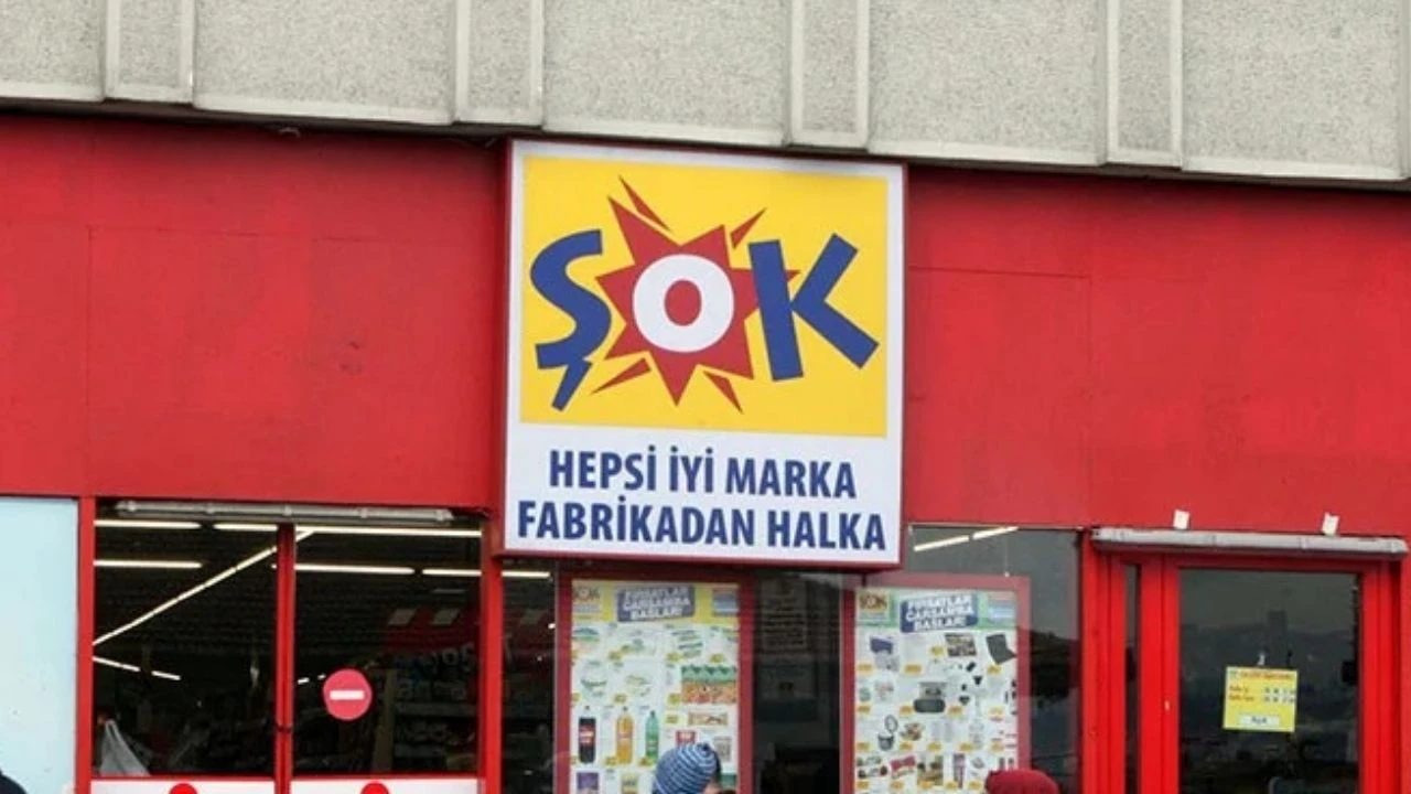 sok-market-yilbasi-oncesi-buyuk-indirimlerle-sasirtiyor